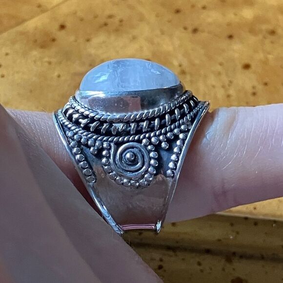 Natural Rainbow Moonstone Sterling Silver Cocktail Ring Size 5 - Picture 3 of 10